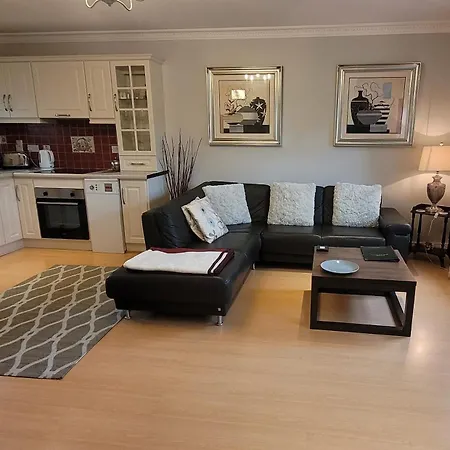 Connollys Doohamlet Castleblayney Konukevi