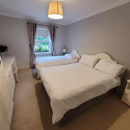 Connollys Doohamlet Castleblayney 3*