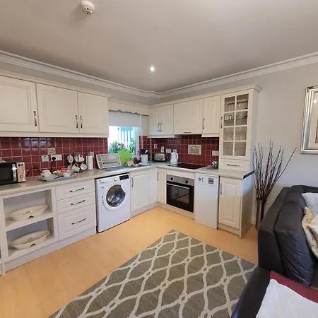 Konukevi Connollys Doohamlet Castleblayney