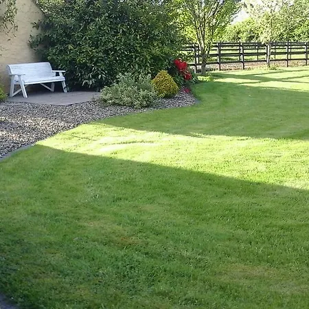 Konukevi Connollys Doohamlet Castleblayney