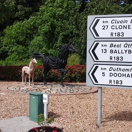 Konukevi Connollys Doohamlet Castleblayney 3*